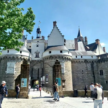 Domaine Des Sorciers * 南特